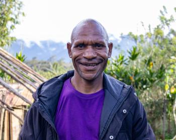 Mopa Paleah vanilla farmer