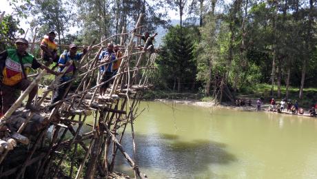 unfinished bridge over Sepik River near Feranmin