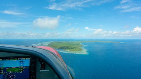 Andy approaches Wuvulu Island in an MAF Cessna 208 Caravan.